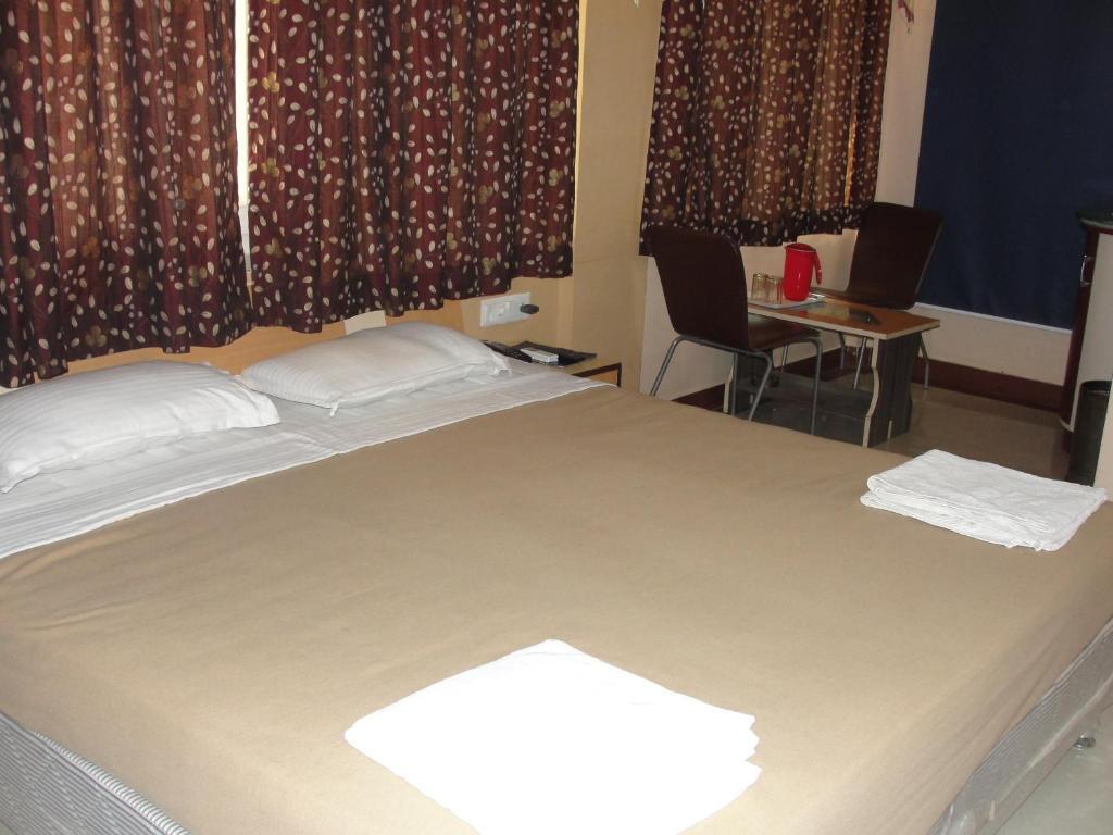 Shubham Beach Hotel Puri Værelse billede
